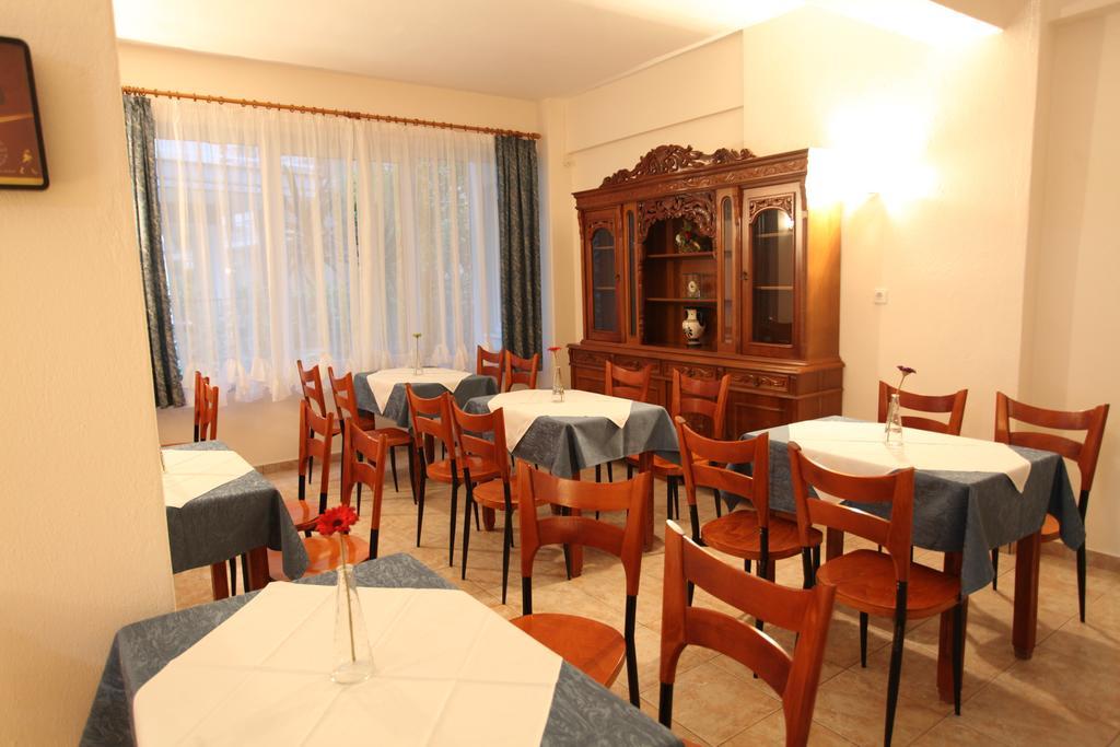 Hotel Alexandros ネイポリ エクステリア 写真